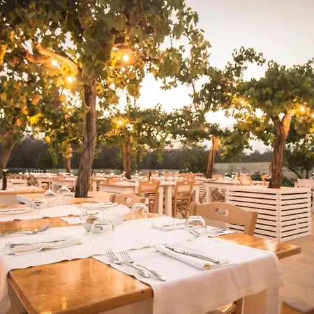 Masseria Muntibianchi Agriresort Restaurant & 农家乐