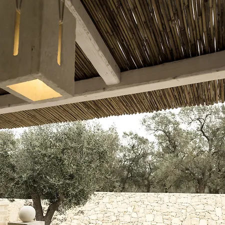 Masseria Muntibianchi Agriresort Restaurant & 农家乐 *
